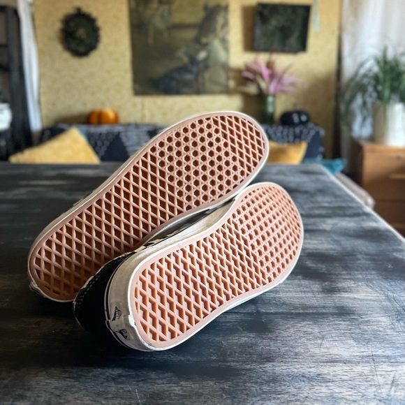 Vans Old Skool Checkerboard Black/White Men's Shoes Casual Sneakers​ - Picture 5 of 8